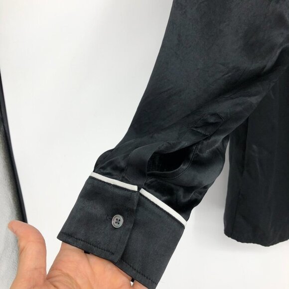 Aritzia Babaton Black Satin Venturi Button up Long Sleeve Blouse M - Picture 12 of 16